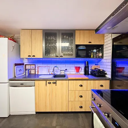 Grand Avec Jardin Privatif A * Paris