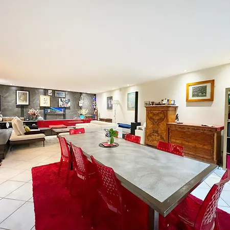 Lägenhet Grand Avec Jardin Privatif A *