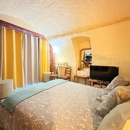 Grand Avec Jardin Privatif A * Paris