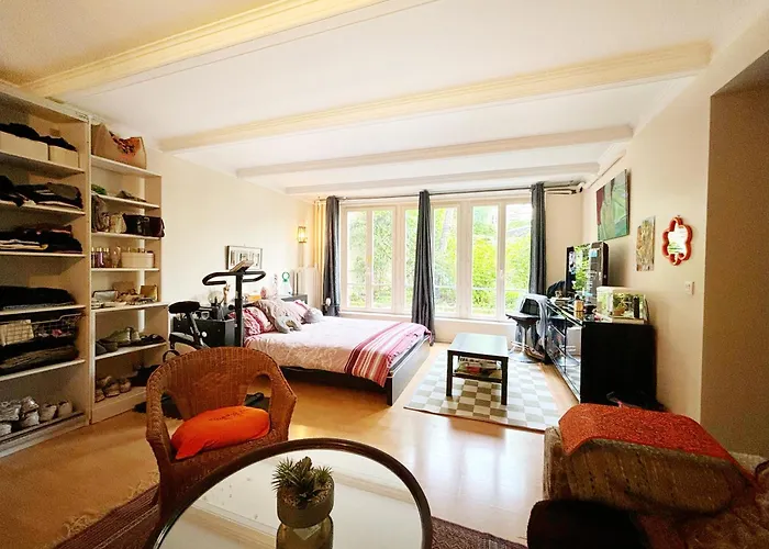 Grand Avec Jardin Privatif A アパート *